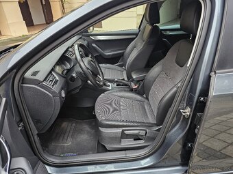 Škoda Octavia Combi 2.0 TDI DSG F1 Elegance Webasto Navi Ťaž - 7