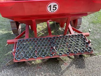 Sadzač zemiakov - 7