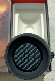 Bluetooth reproduktor JBL Flip Essential 2 - 7