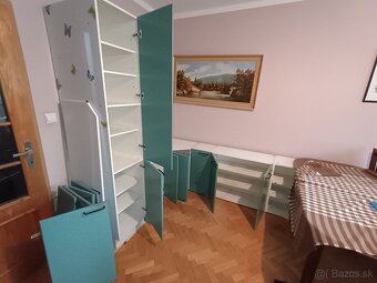 Kuchyna - skrinky - 7