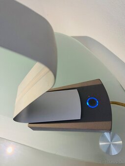 Rohový počítačový stôl z tvrdeného skla + lampa - 7