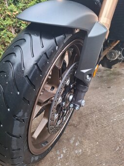 Honda CB650R - 7
