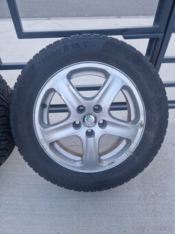 Predám pneu Continental 195/60 r15 - 7