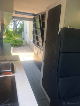 Kamper Volkswagen / Man Tge 3.180 z roku 2019 - grafit - 7