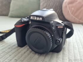 Nikon D5500 plus dva objektívy - 7