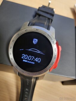 PORSCHE DESIGN LIMITED inteligentné hodinky - 7