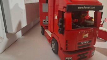 LEGO® Speed Champions 75913 Kamión pre voz F14 T tímu Scuder - 7