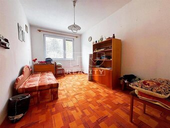 Znížená cena, 4 izbový byt 89m2 s loggiou v Kremnici, 4x... - 7
