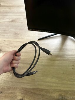 Predám Herný Monitor 27" MSI Optix g27c4 - 7