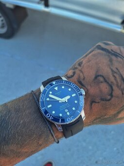 Tissot Seastar 1000,43mm - 7
