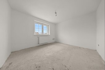 PLUS REALITY | Zrekonštruovaný šesťizbový RD na predaj - 7