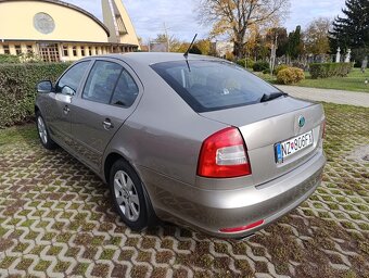 Octavia 2. Benzín, plyn(LPG) 1,6 - 7