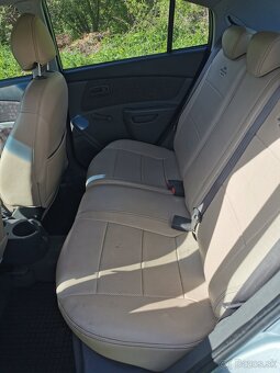 Kia Rio - 7