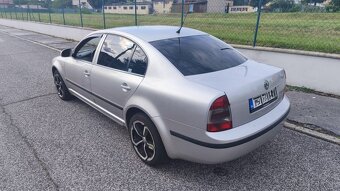 Škoda Superb 2.0 TDi - 7