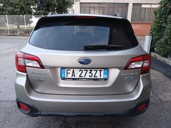 Prodám nebo vyměním Subaru outback - 7