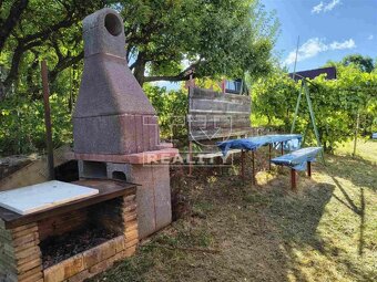 Na predaj CHATA v obci Dohňany - 7