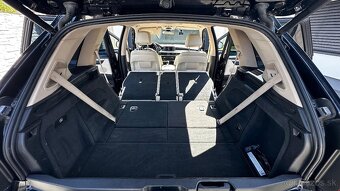 Ponúkam na predaj 7-miestne vozidlo BMW X5, ročník 2015 - 7