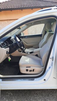 Predám  Škoda Superb Combi 2.0 TDI SCR Live DSG - 7