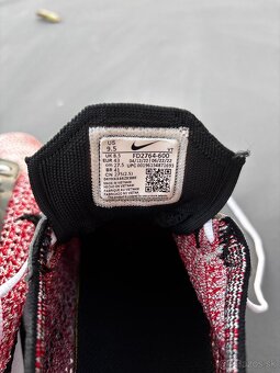 Nike Air Max Flyknit Racer - 7