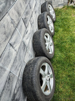 Kolesá 235/60 R18, disk 8Jx18 - 7