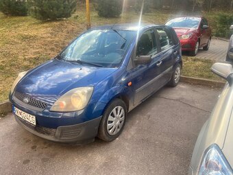 Ford fiesta - 7