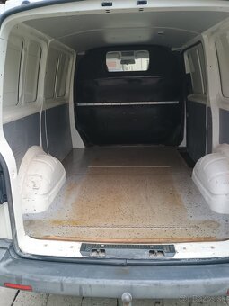 Volkswagen Transporter 1.9 TDI (2006) - 7