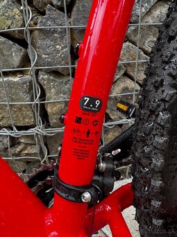 GHOST KATO 7.9 AL - Riot Red / Night Black, model 2020 - 7