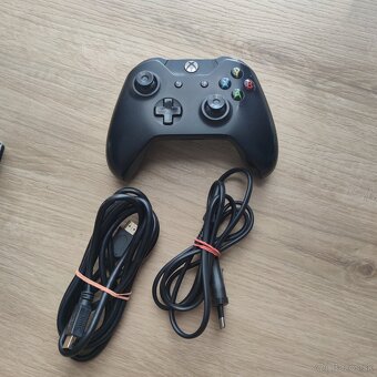 Herná konzola Xbox One S All Digital (500 GB) - 7
