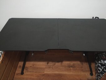 Predám herný stôl DX RACER Z5 140/75/60cm - 7