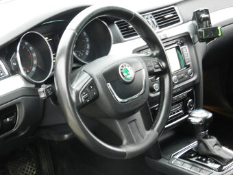 Škoda Superb Combi 2.0 TDI CR DSG - 7