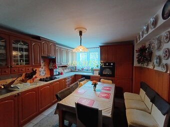 NA PREDAJ 3-IZBOVÝ RODINNÝ DOM s POZEMKOM 294 m2, PIEŠŤANY - 7