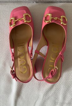 Nové kožené sandálky/topánky Gucci, veľ. 39 - 7