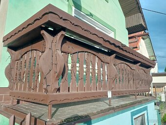 Drevené balkónové zábradlie - 7