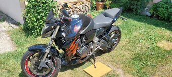 Honda CB1000R - 7