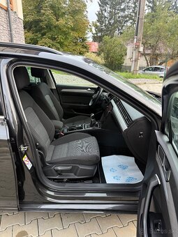 Volkswagen Passat Variant 2.0 TDI EVO Business - 7