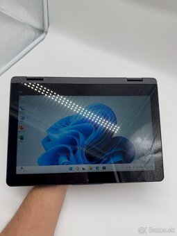 Windows Notebook,tablet 2V1 Lenovo,2.6ghz/4GB ,SSD 128gb, 8 - 7