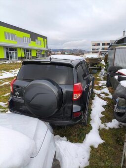 Toyota RAV4 d-cat vcelku - 7