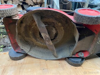 Benzínová kosačka - 7