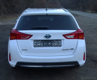 TOYOTA AURIS TOURING SPORT 1.8 Automat - 7