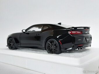 1:18 - Chevrolet Camaro ZL1 (2017) - AUTOart - 1:18 - 7