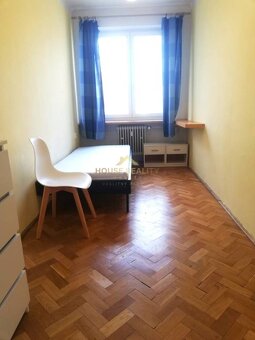 Predaj 3 izbový byt s balkónom, Medzilaborecká ul., Bratisla - 7