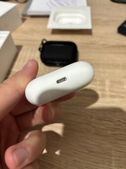 AirPods Pro 1. Generácia - 7