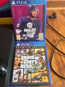 PlayStation 4 Pro - 7