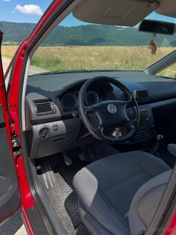 Vw Sharan 1.9tdi 96kw 7miestne - 7