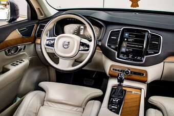 Volvo XC90 D5 Inscription 8AT 4WD 173kW/235k - 7