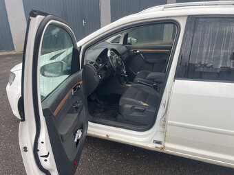 VW TOURAN 1.4 TSI CNG 110 KW DSG - 7