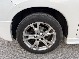 Mitsubishi Outlander - 7