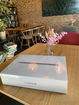 Na predaj MacBook Air M1 (13,3”, 256GB) V ZÁRUKE+ prísluško - 7