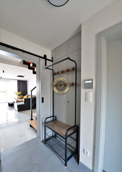 Na prenájom moderne zariadený 3 izbový, dvojpodlažný apartmá - 7