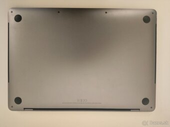 MacBook Pro 2018 | i5 • 8GB • 512GB - 7